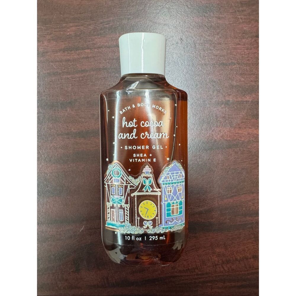 Bath & Body Works Hot Cocoa and Cream Full Size Shower Gel- 10 oz